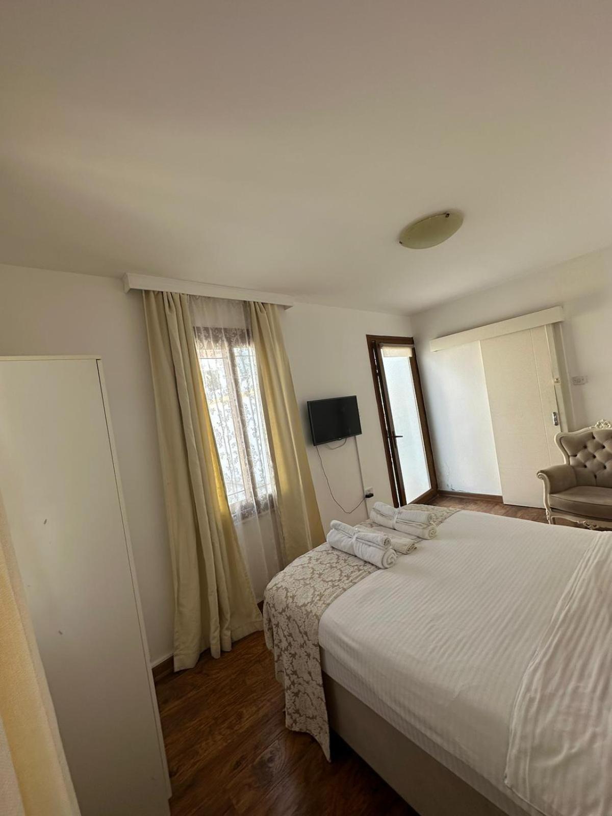 Lord'S Residence Boutique Hotel Kyrenia  Exterior photo