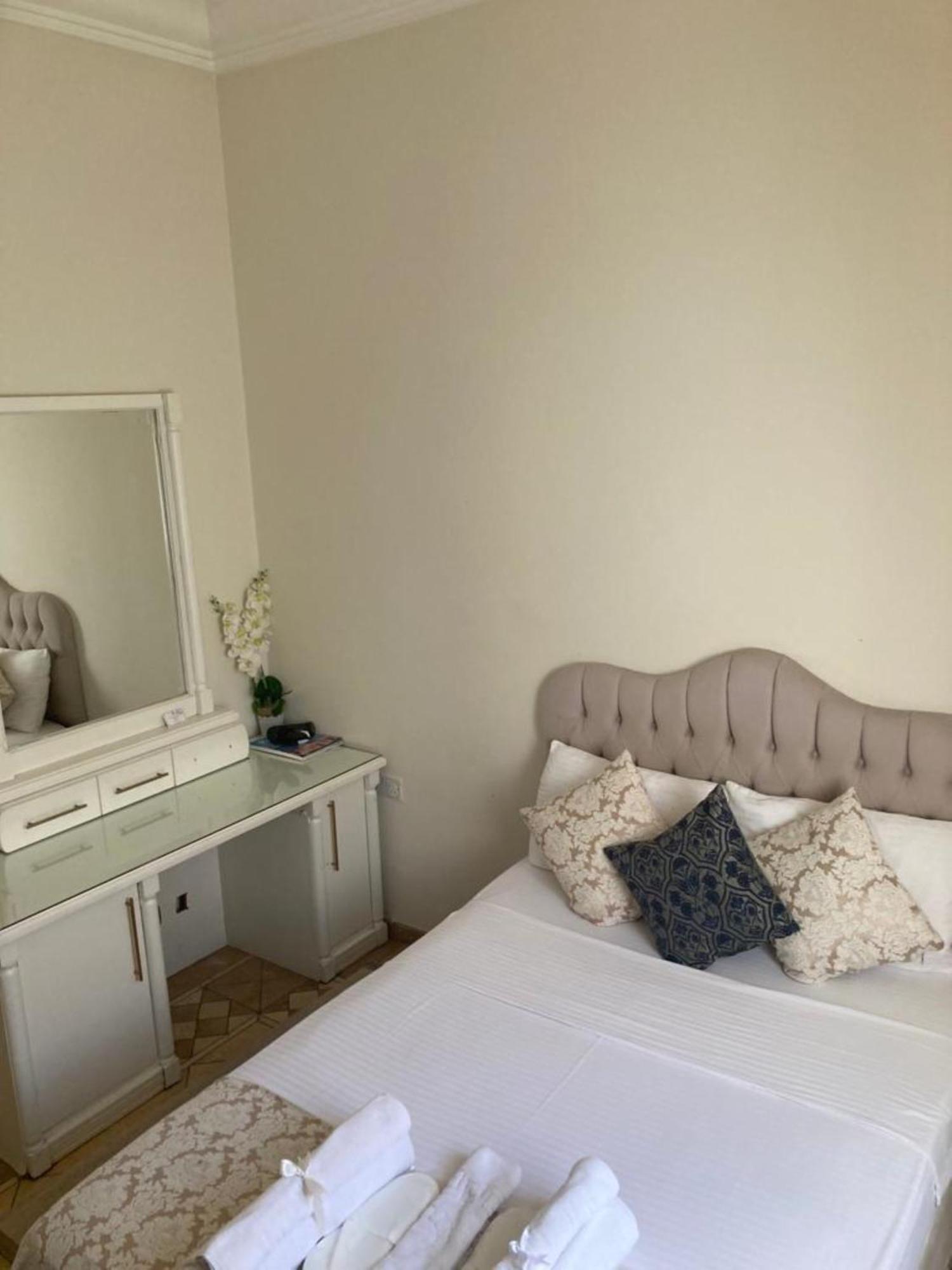 Lord'S Residence Boutique Hotel Kyrenia  Exterior photo